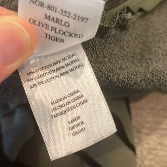 Rails Marlo Olive Flocked Tiger Sweatshirt size Large - Picture 6 of 9